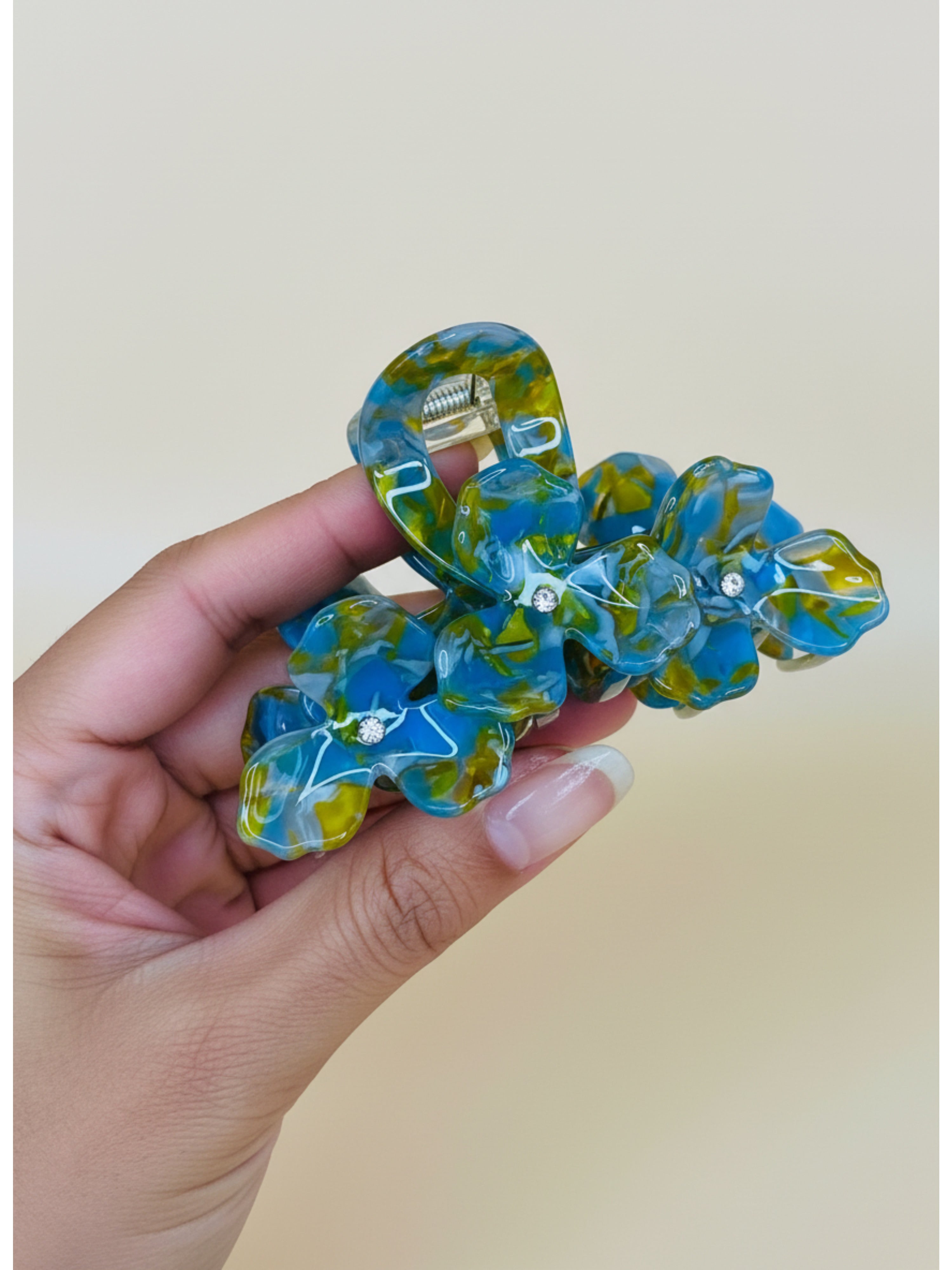 Fashion Flower Claw- Blue